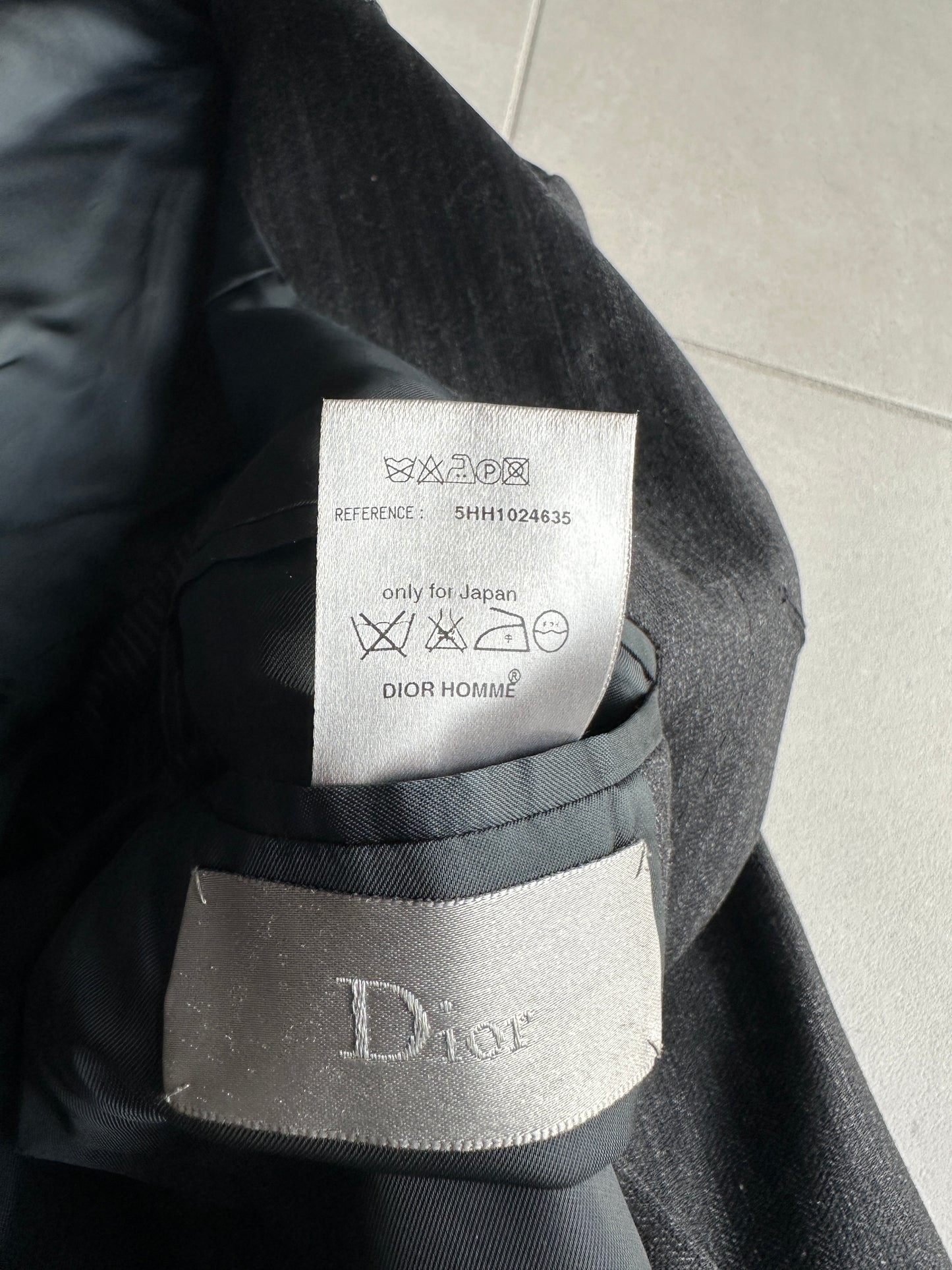 Dior Homme AW05 「イン・ザ・モーニング」クロップドテーラードジャケット