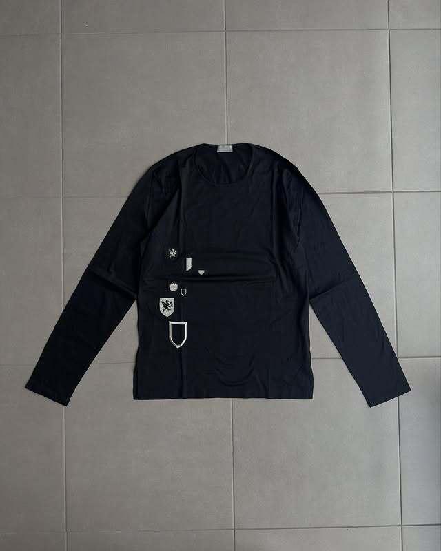 Dior homme AW02 “reflexion” embroidered crest long-sleeve shirt