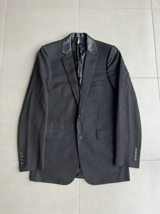 Dior Homme AW04 “Victim of the crime” Leather collar blazer