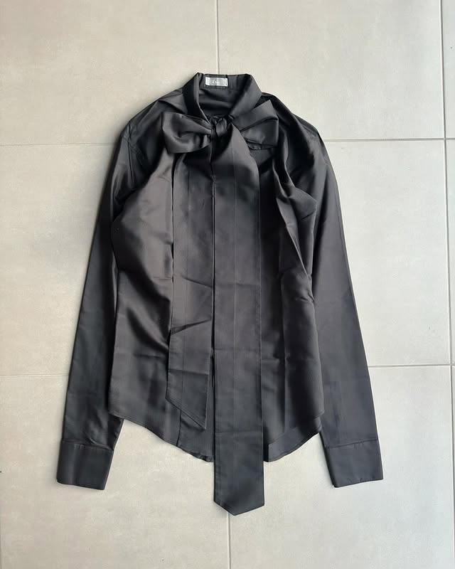 Dior Homme AW05 “in the morning” silk Pussybow shirt