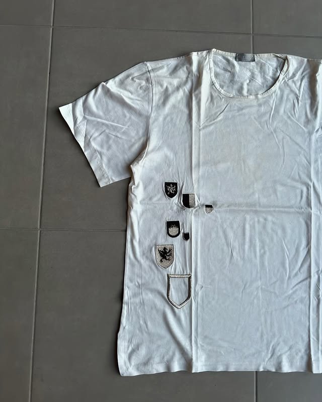 Dior Homme AW02 “reflexion” embroidered crest T-shirt