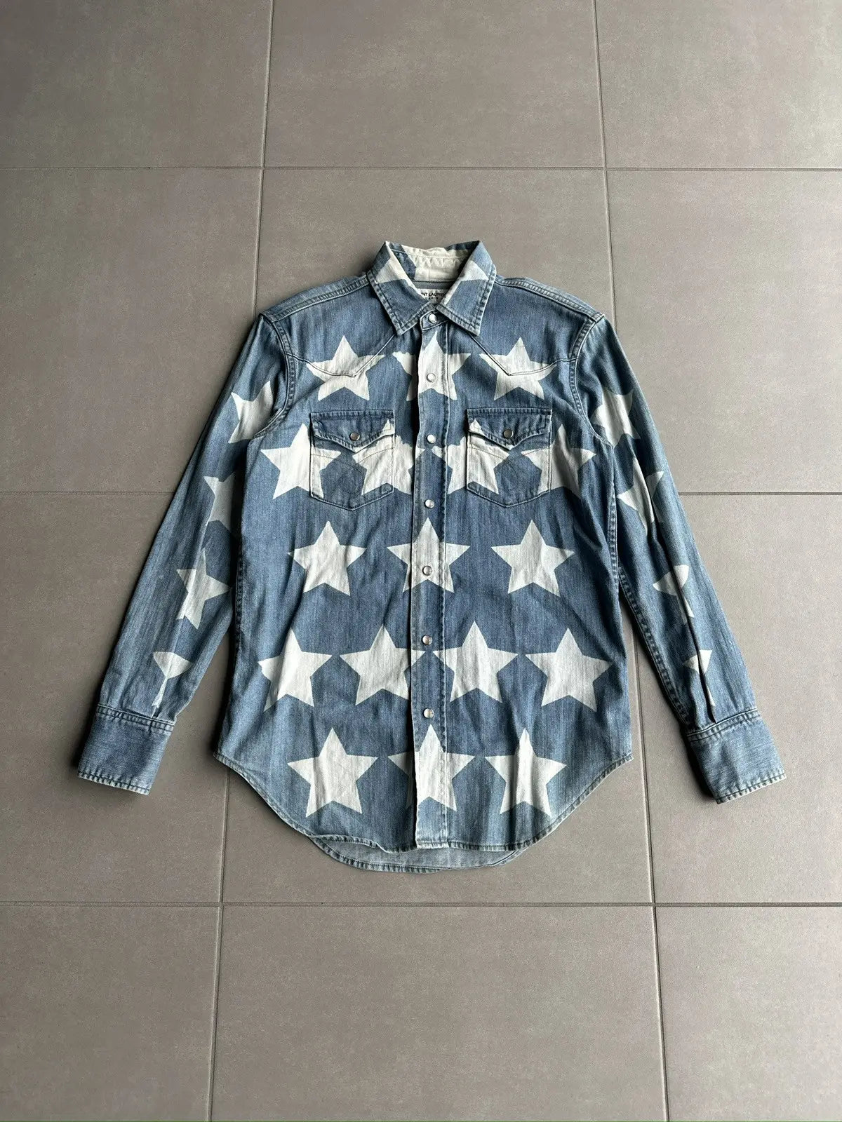 サンローラン パリ SS17 スタープリント デニム ボタンアップ