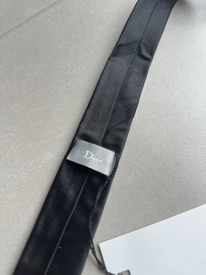 Dior Homme SS04 "Strip" 4 Bee skinny silk tie by
