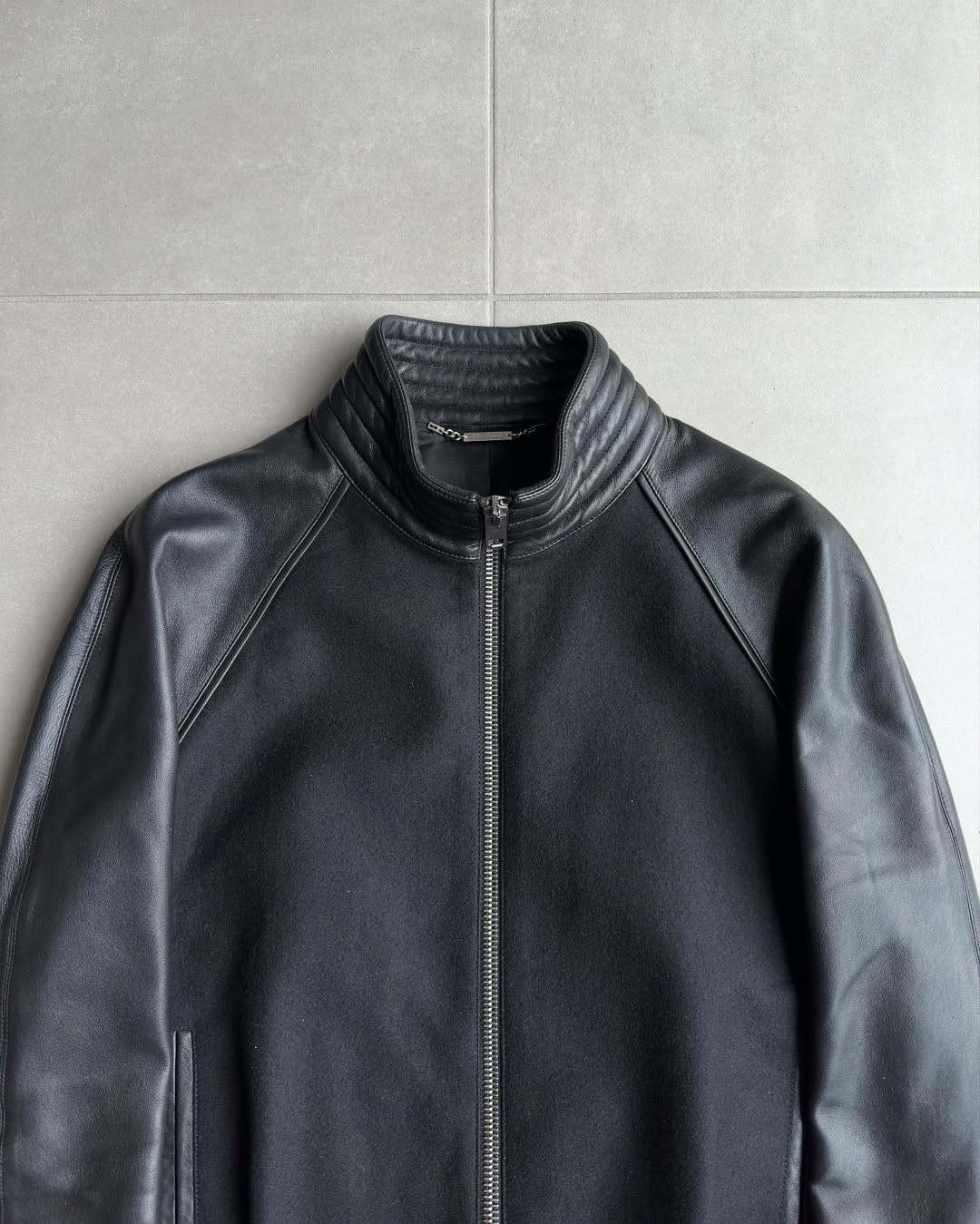 Dior homme 04AW 「victim」tailored jacket Dior Homme AW04 “VOTC” wool/cashmere leather bomber jacket – zentemple