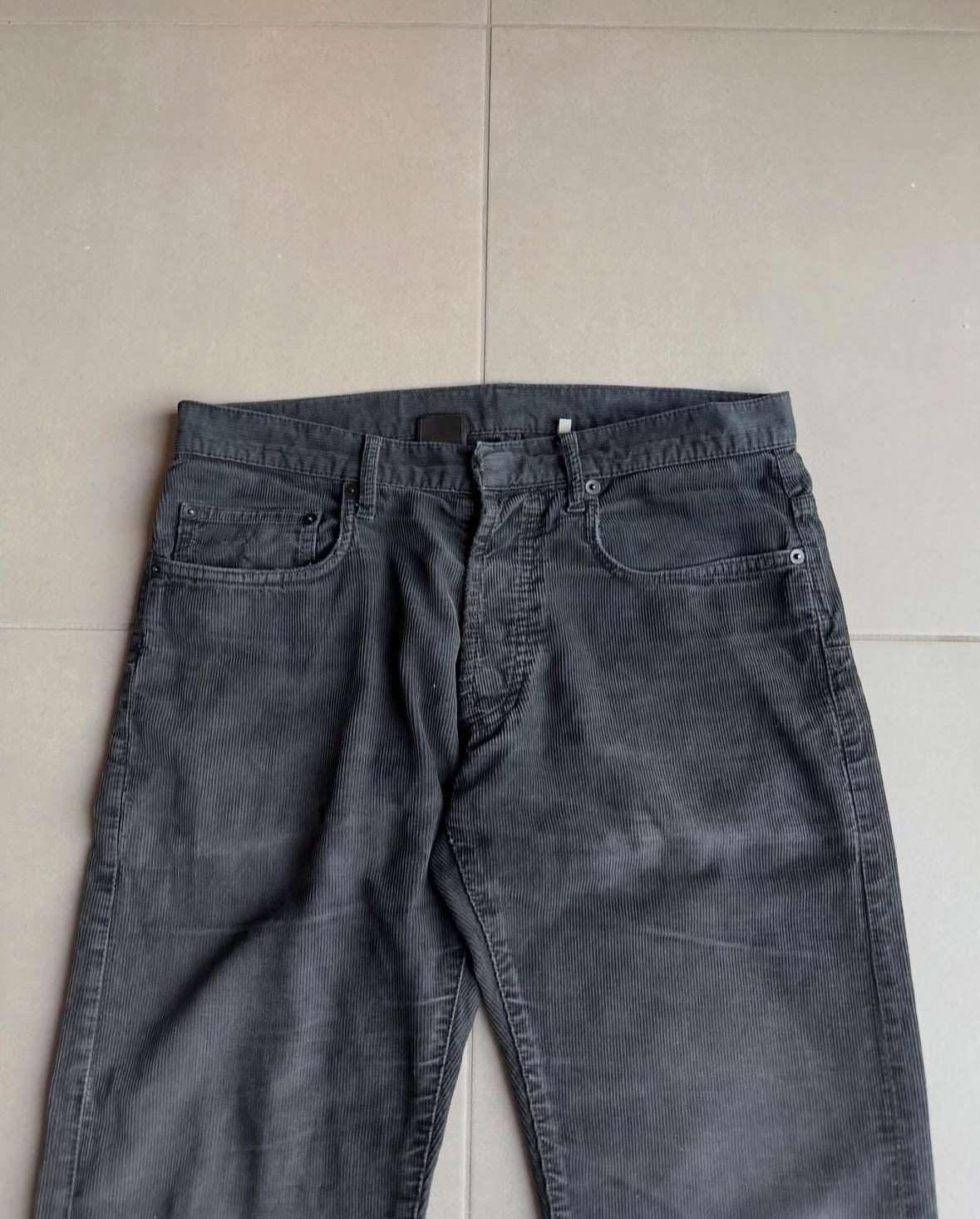 Dior Homme AW04 "Victim of the crime"
Corduroy trousers