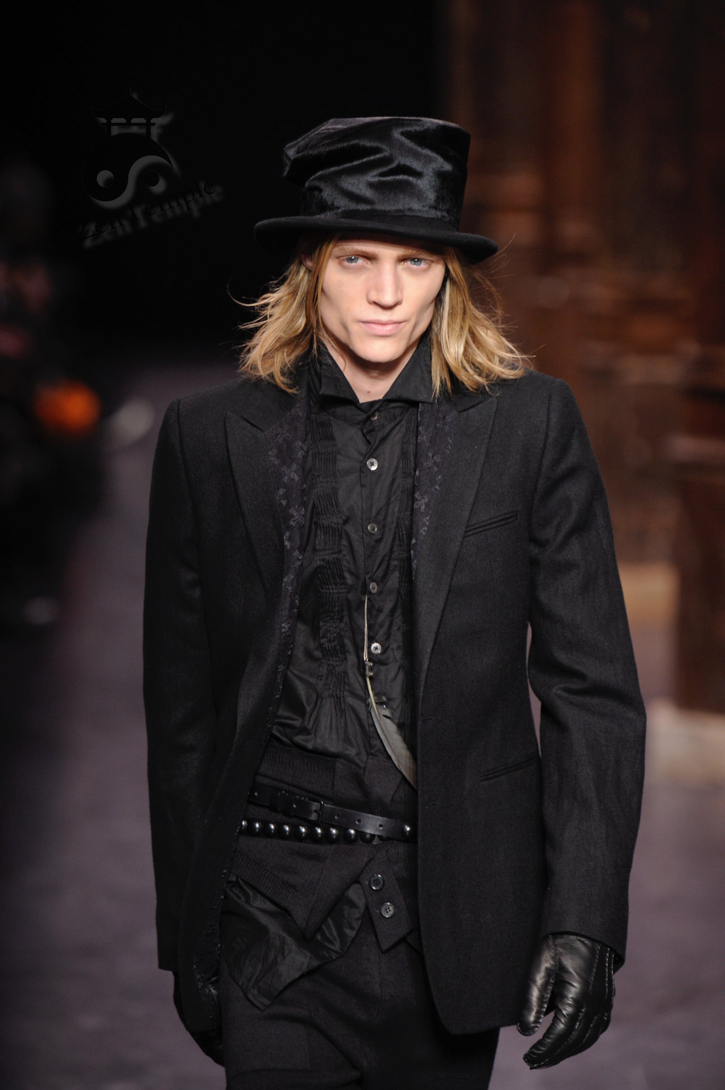 Ann Demeulemeester AW09 "Day Zero" double wrap belt
