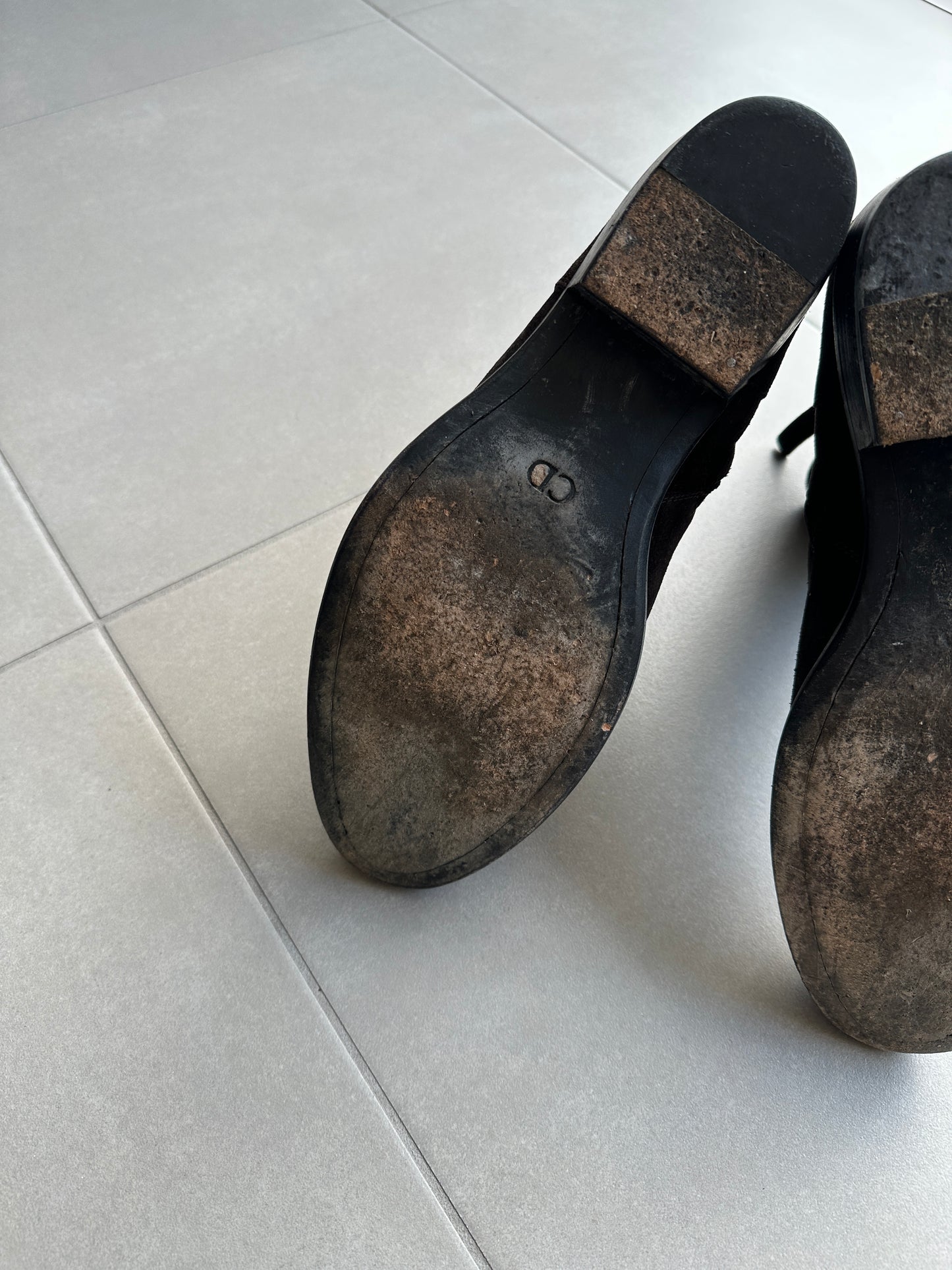 Dior Homme AW07 “Navigate” Cuban heel suede western boots