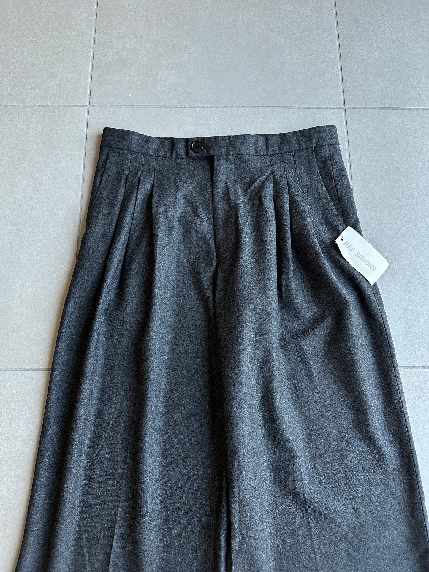Raf Simons AW99 darted baggy wool trousers BNWT