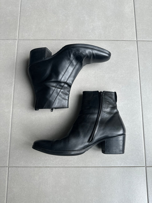 Dior Homme AW05 “in the morning” 6.5 cm Cuban heel boots