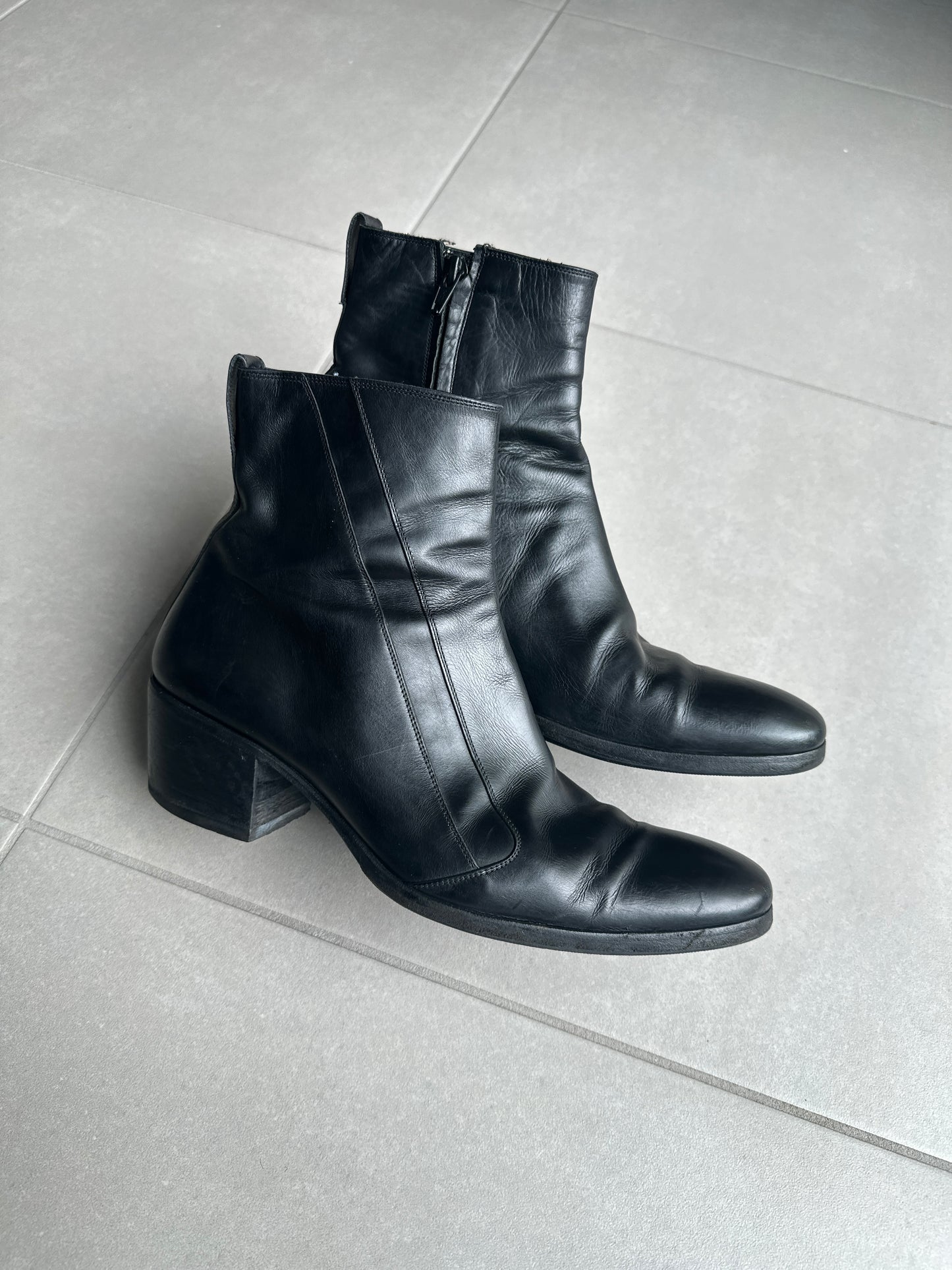 Dior Homme AW05 “in the morning” 6.5 cm Cuban heel boots