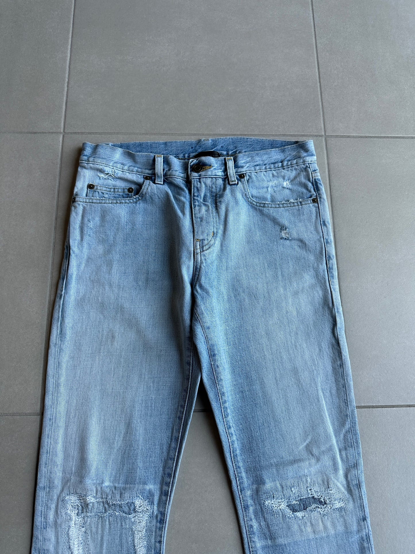 Saint Laurent Paris AW15 D02  distressed Denim