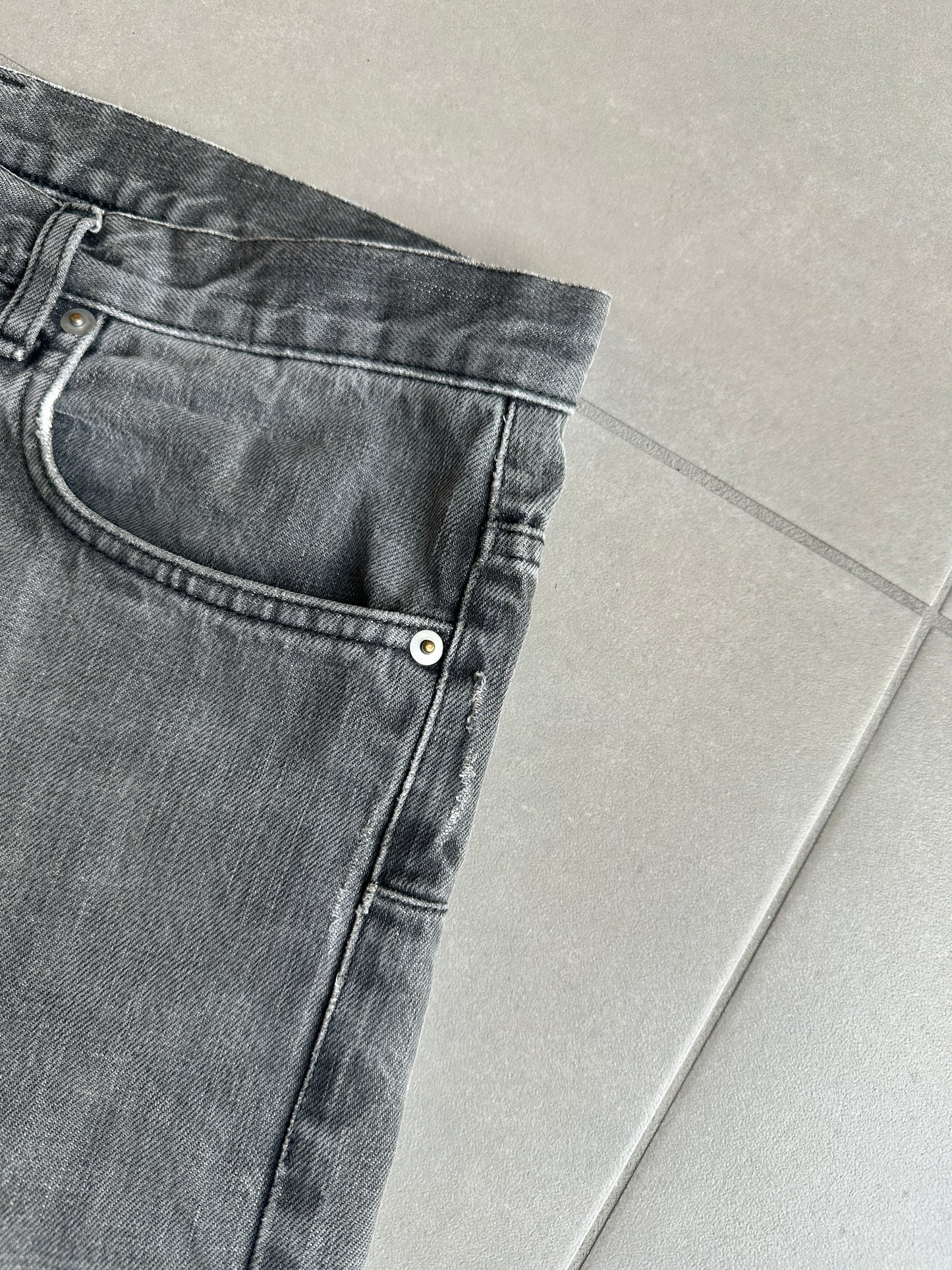 Dior Homme AW05 “In the morning ” washed clawmark MIJ denim