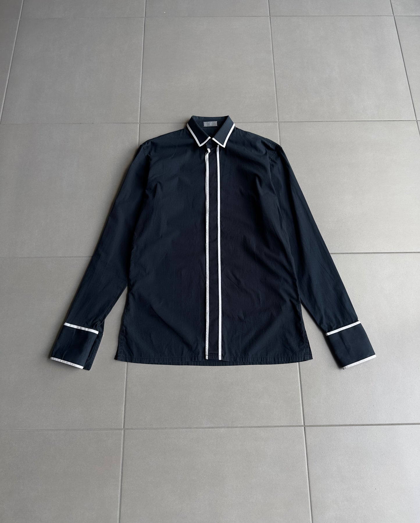 Dior Homme AW02 "reflexion" Contrast button up