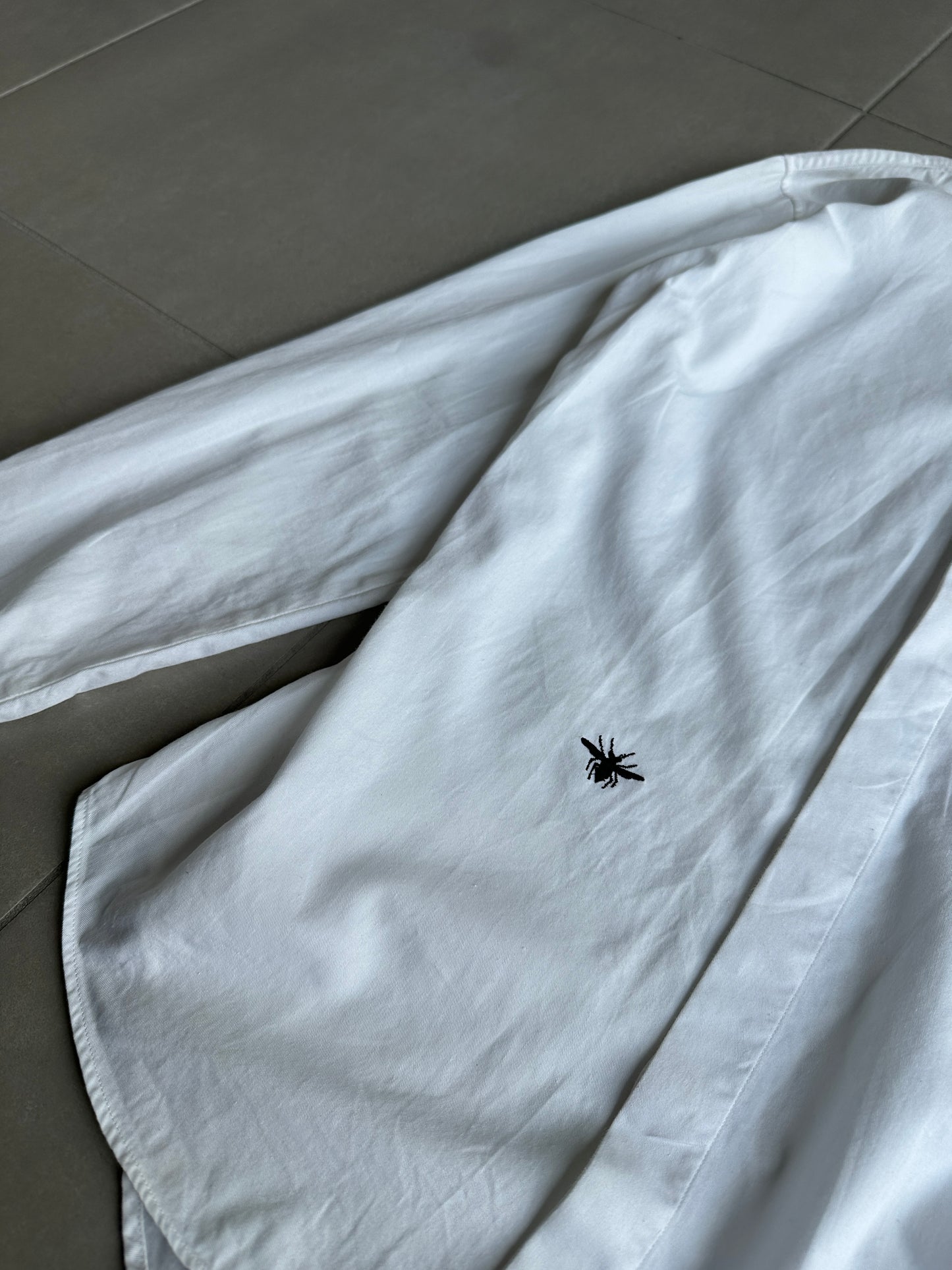 Dior Homme SS05 "BECK/Untitled" Bee motif white button up shirt