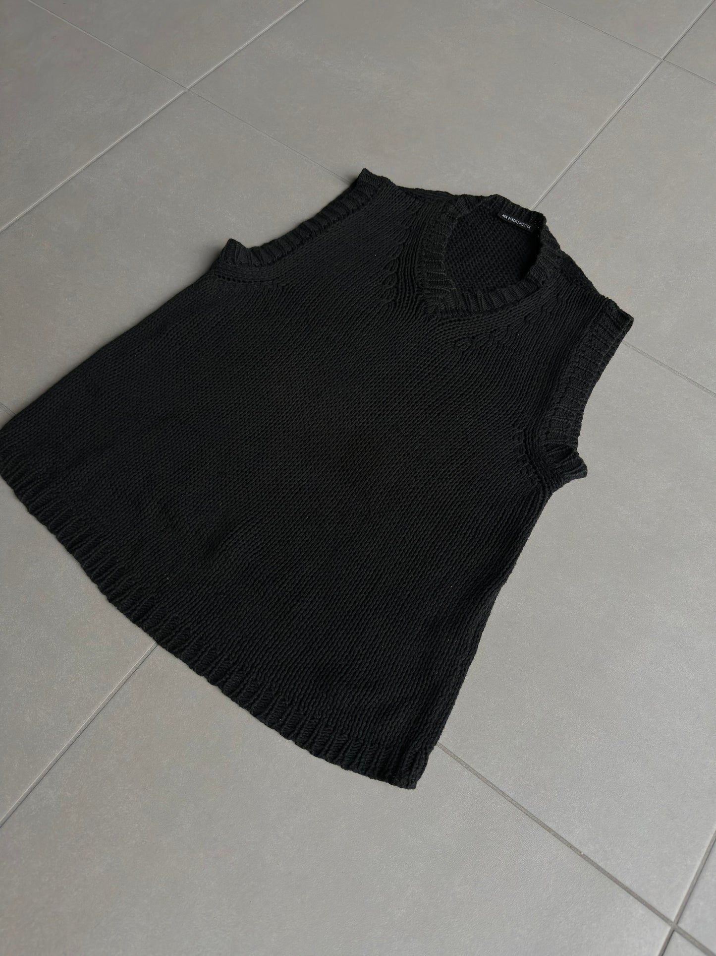 Ann Demeulemeester SS2000 “Woolgathering” sleeveless top