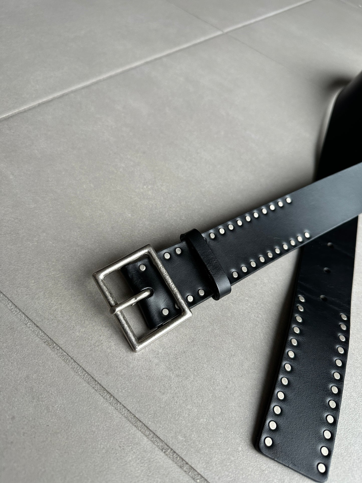 ディオールオム 06AW 「These Grey Days」スタッズカーフスキンベルト