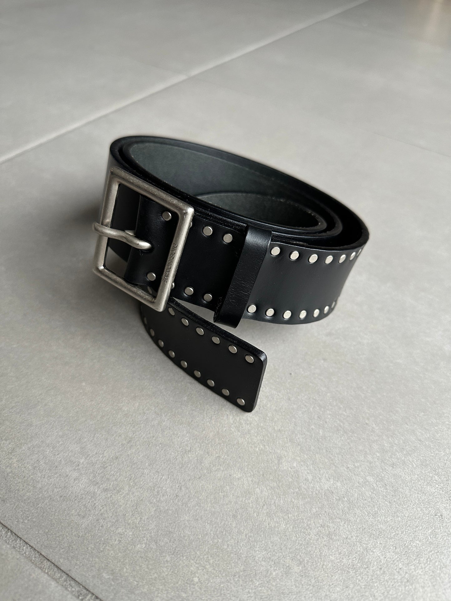 ディオールオム 06AW 「These Grey Days」スタッズカーフスキンベルト