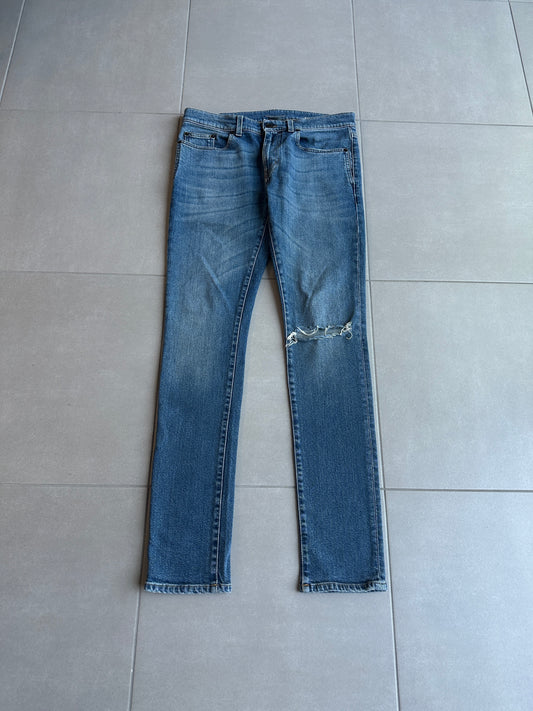 Saint Laurent Paris AW19 D02 washed whiskered distressed denim