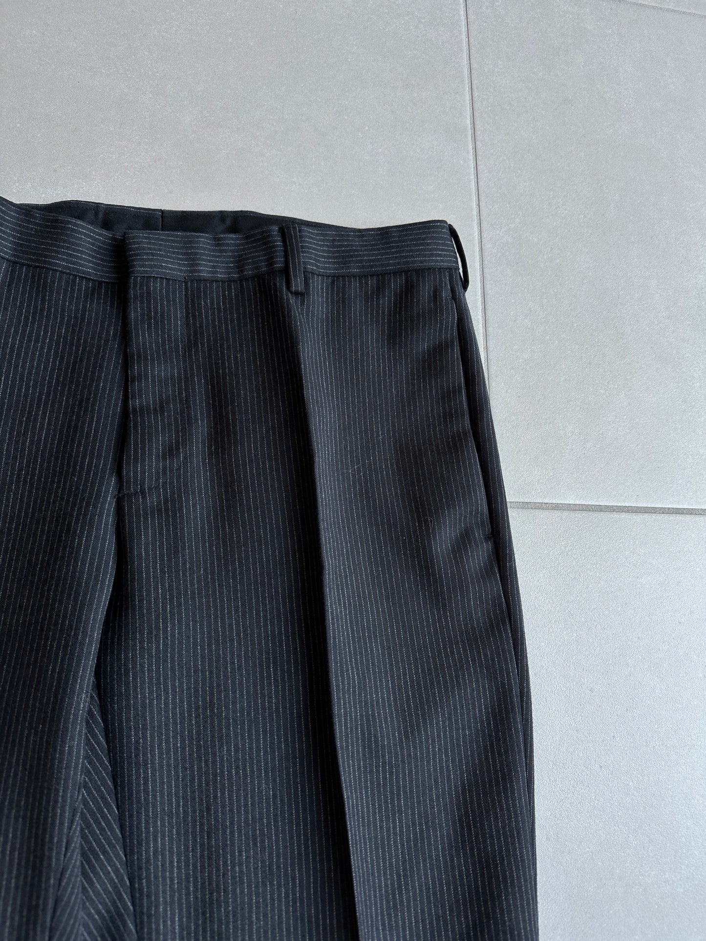 Dior Homme AW06 "These grey days" pinstripe suit