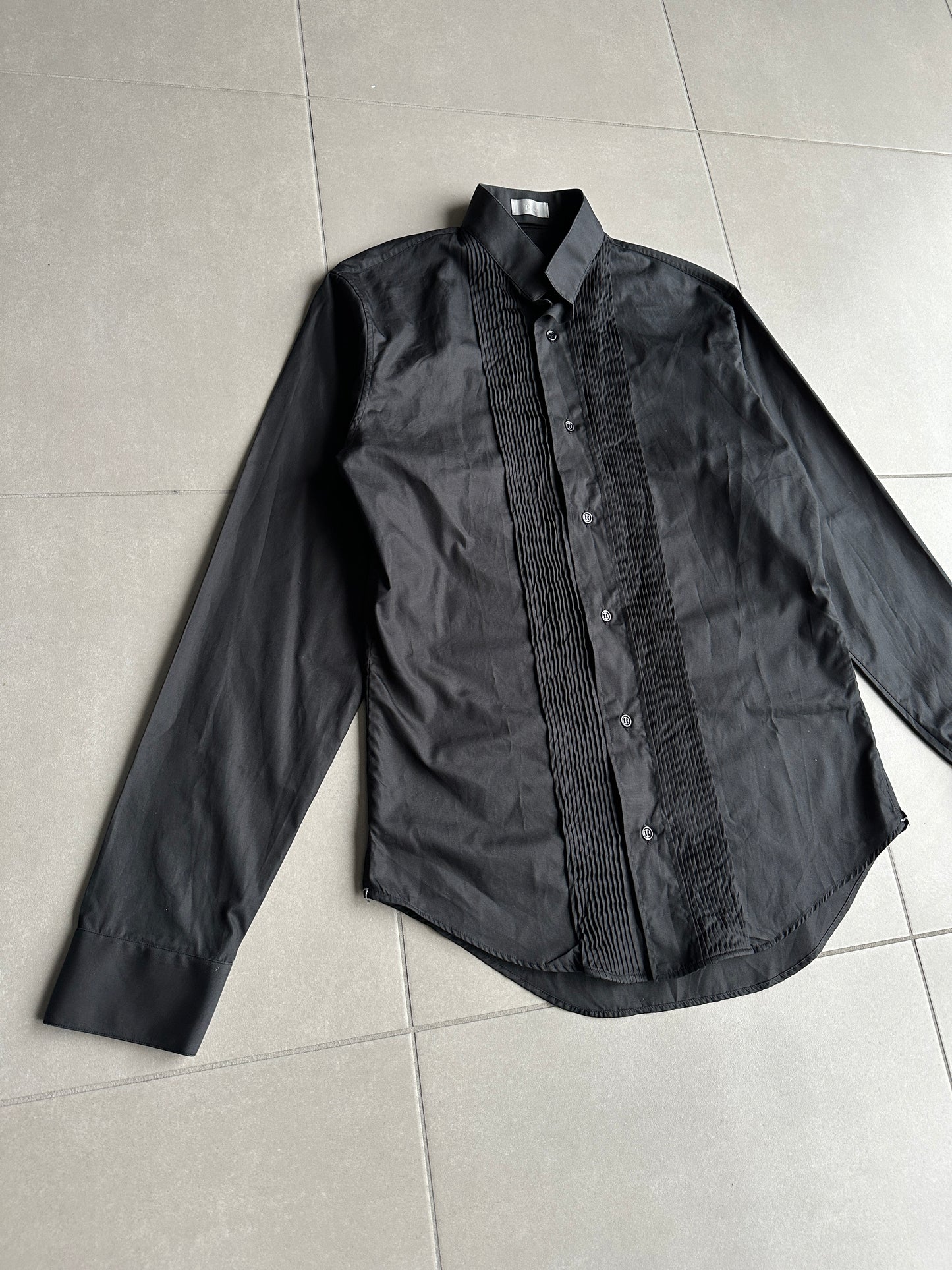Dior Homme AW05 “In the morning” frill button up tuxedo shirt