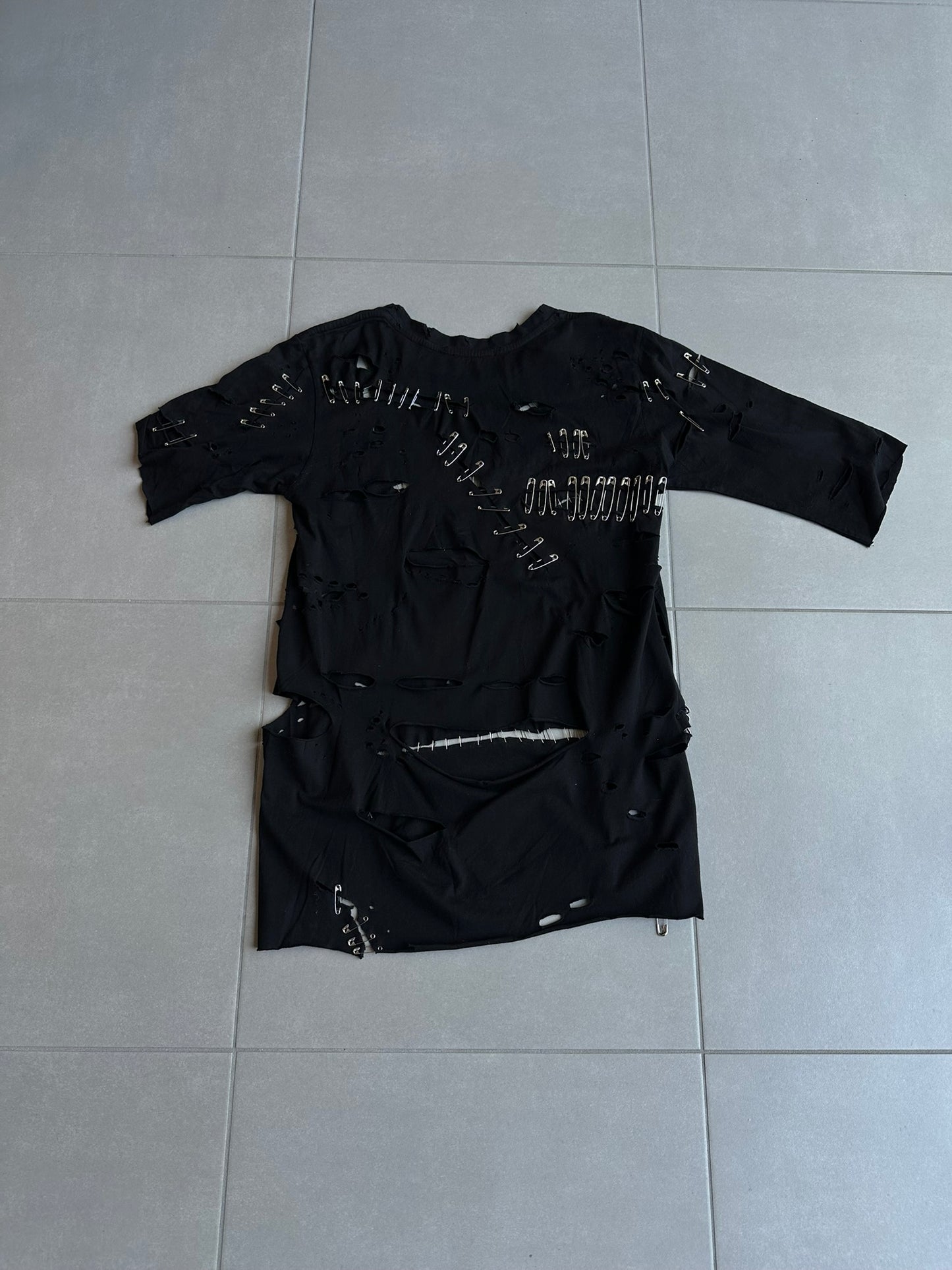 Balmain SS11 Safety pin destroyed t-shirt