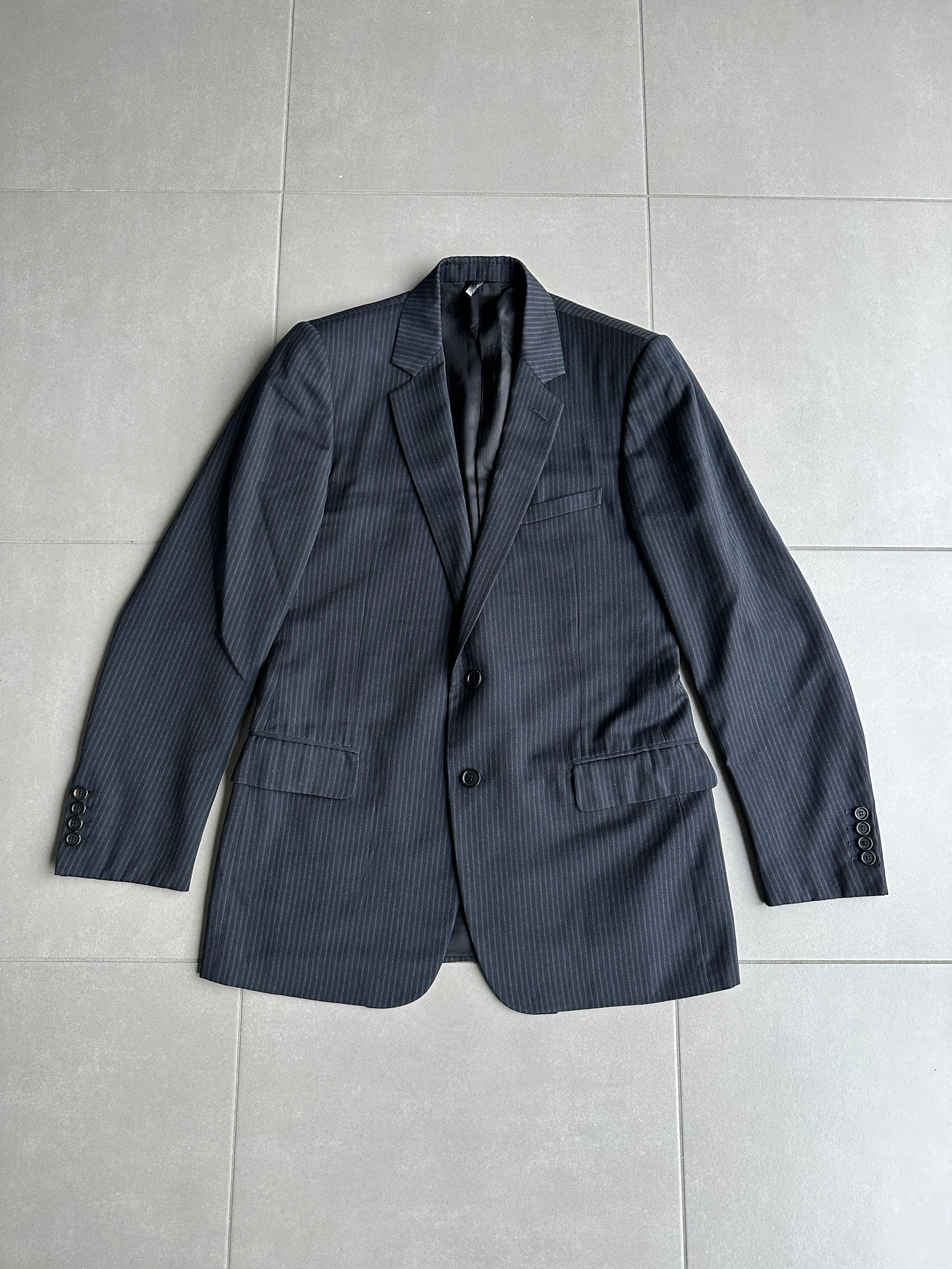 ディオール オム AW07 “Navigate” ピンストライプ ウール スーツ