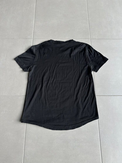 ディオール オム 2004年春夏コレクション「ストリップ」ロボットモチーフTシャツ
