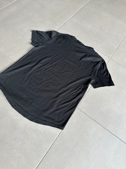ディオール オム 2004年春夏コレクション「ストリップ」ロボットモチーフTシャツ