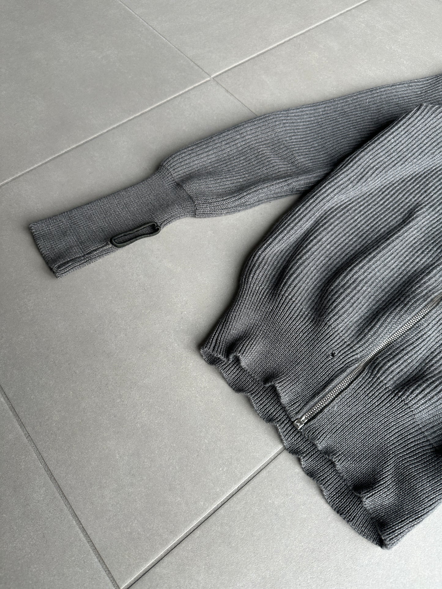 Dior Homme AW07 “Navigate” thumb hole diver knit sweater