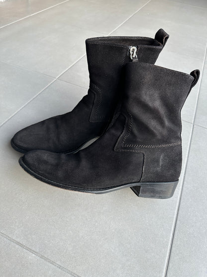 Dior Homme AW07 “Navigate” western Cuban heel suede boots