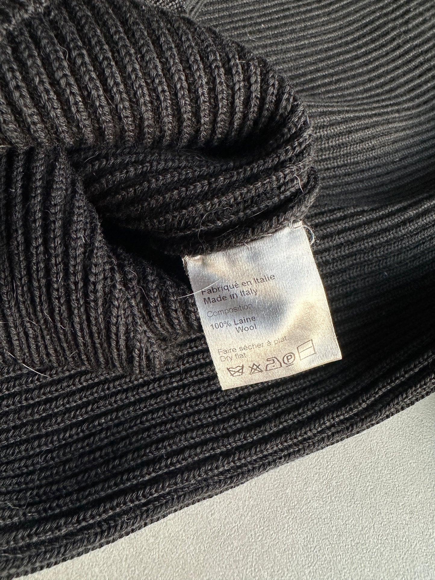 Dior Homme AW07 “Navigate” thumb hole diver knit sweater