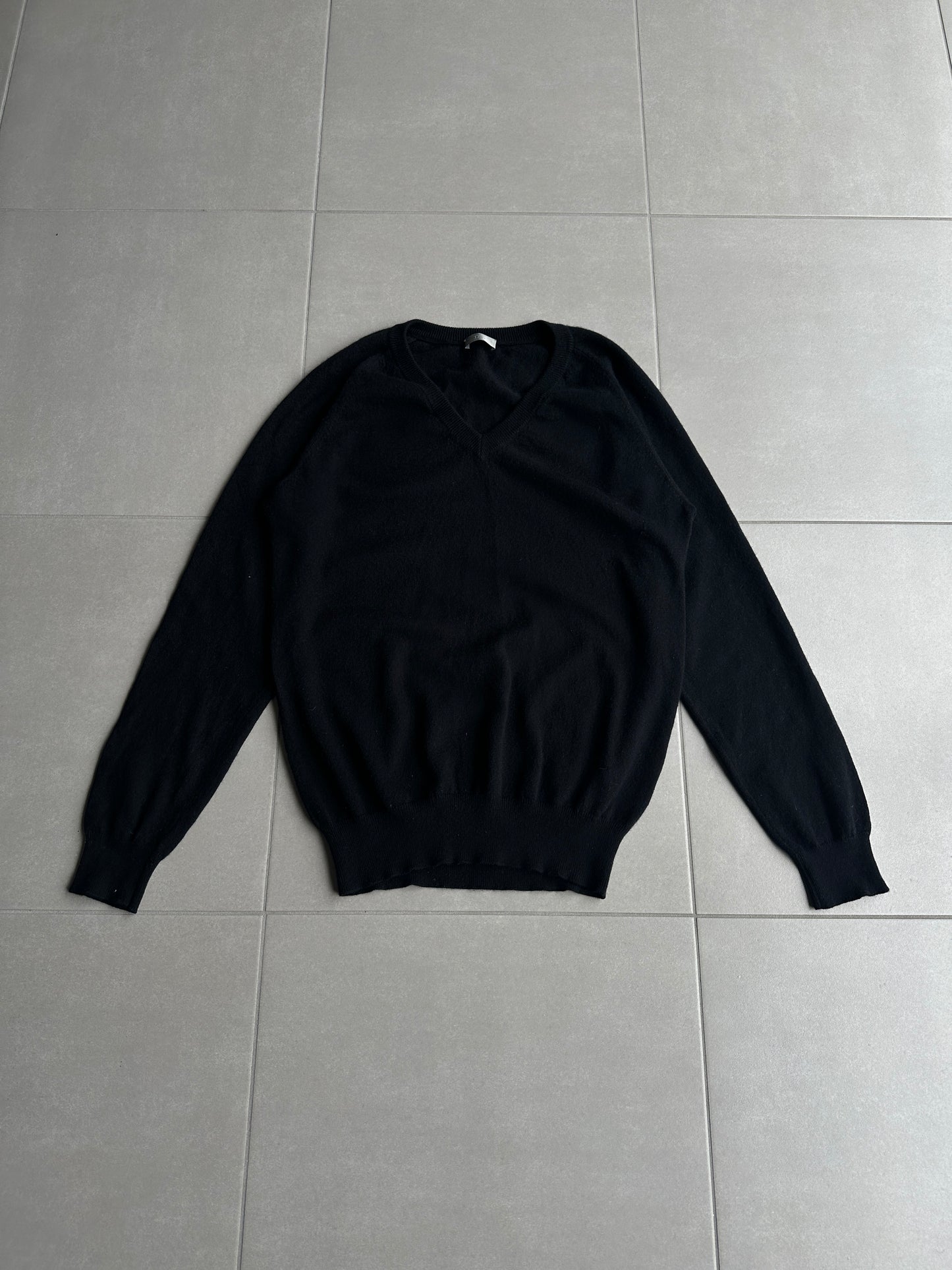 Dior Homme AW07 “Navigate” Cashmere V-neck sweater