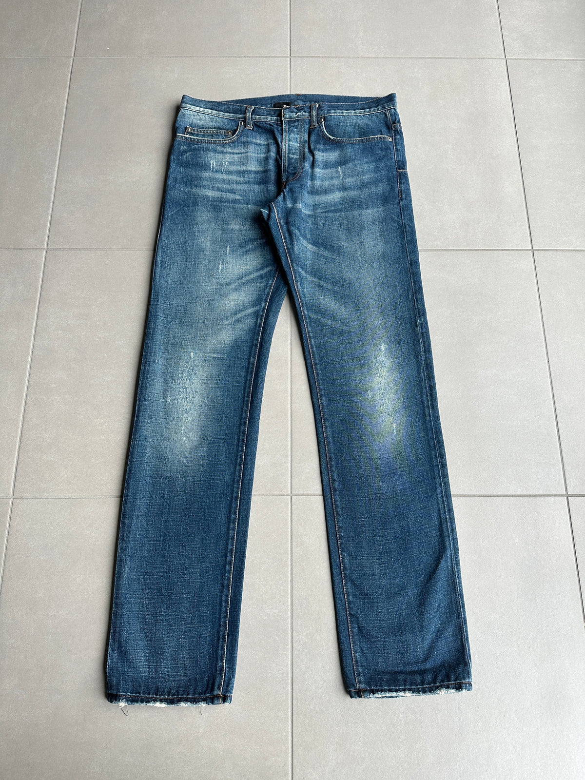 Aw06 Dior Homme AW06 “These grey days” dust wash denim – zentemple