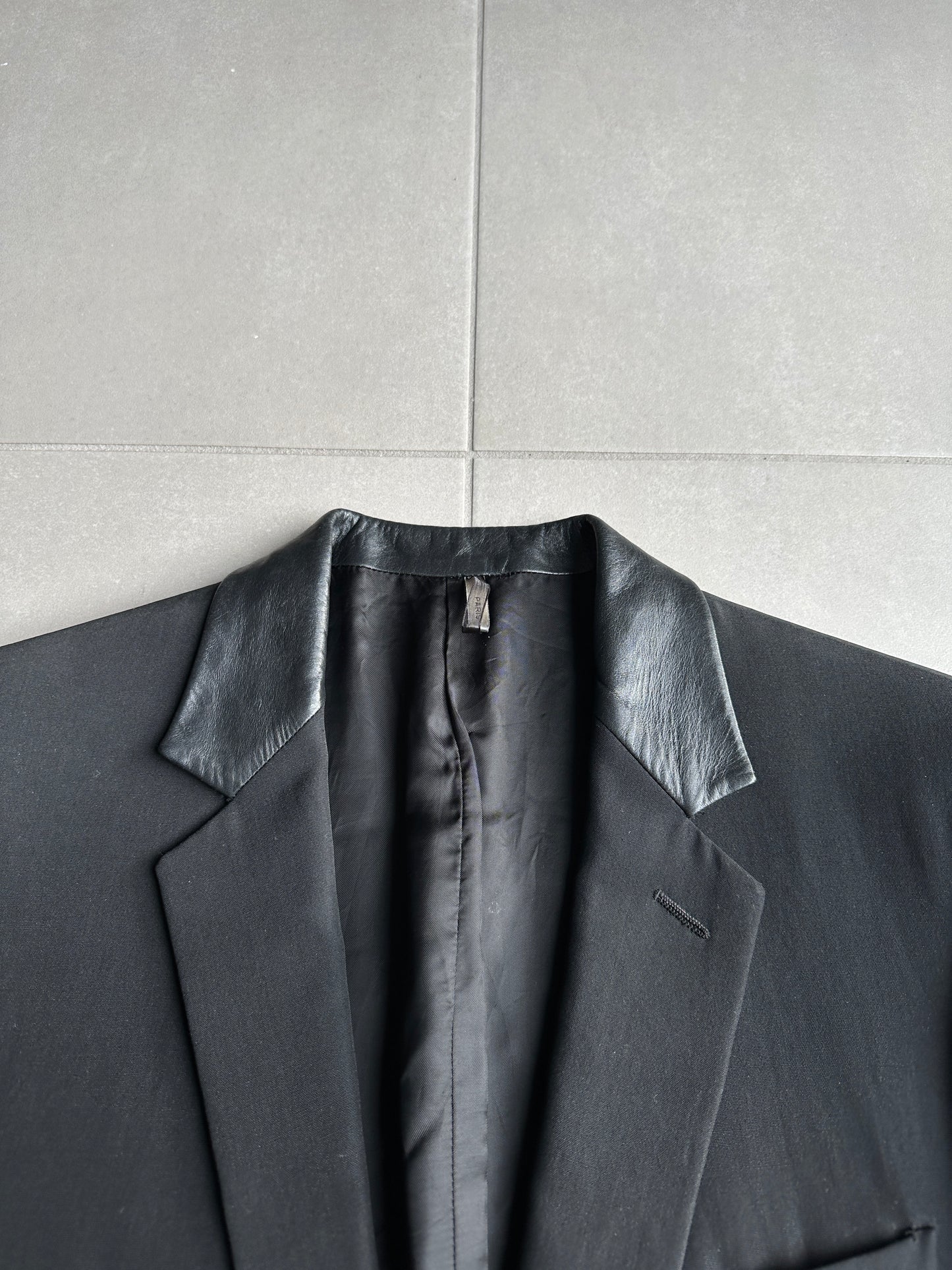 Dior Homme SS02 "red/boys don't cry" Leather collar wool coat