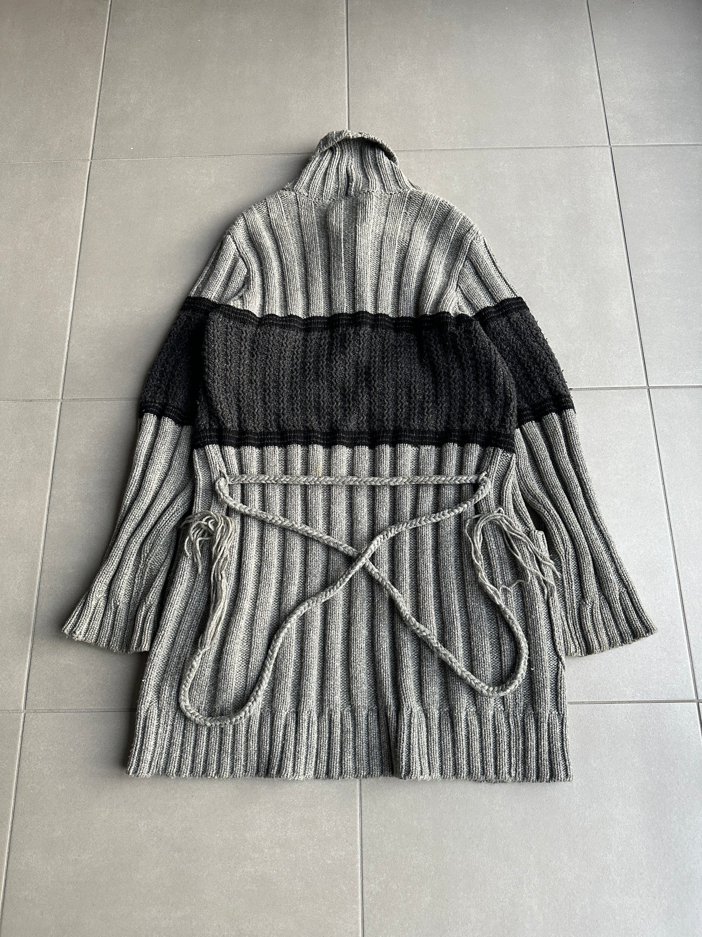 Number Nine AW07 “Love God Murder” cashmere heavy cardigan