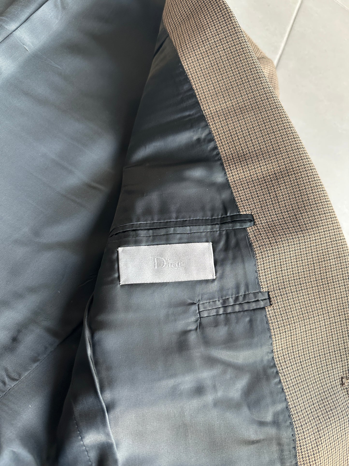 Dior Homme AW05 “In The Morning” houndstooth suit