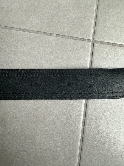 Dior Homme SS05 “BECK/Untitled” leather D point belt