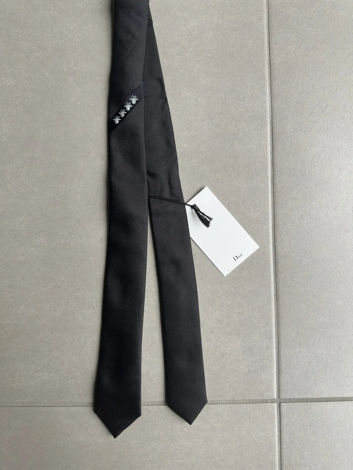 Dior Homme SS04 "Strip" 4 Bee skinny silk tie by
