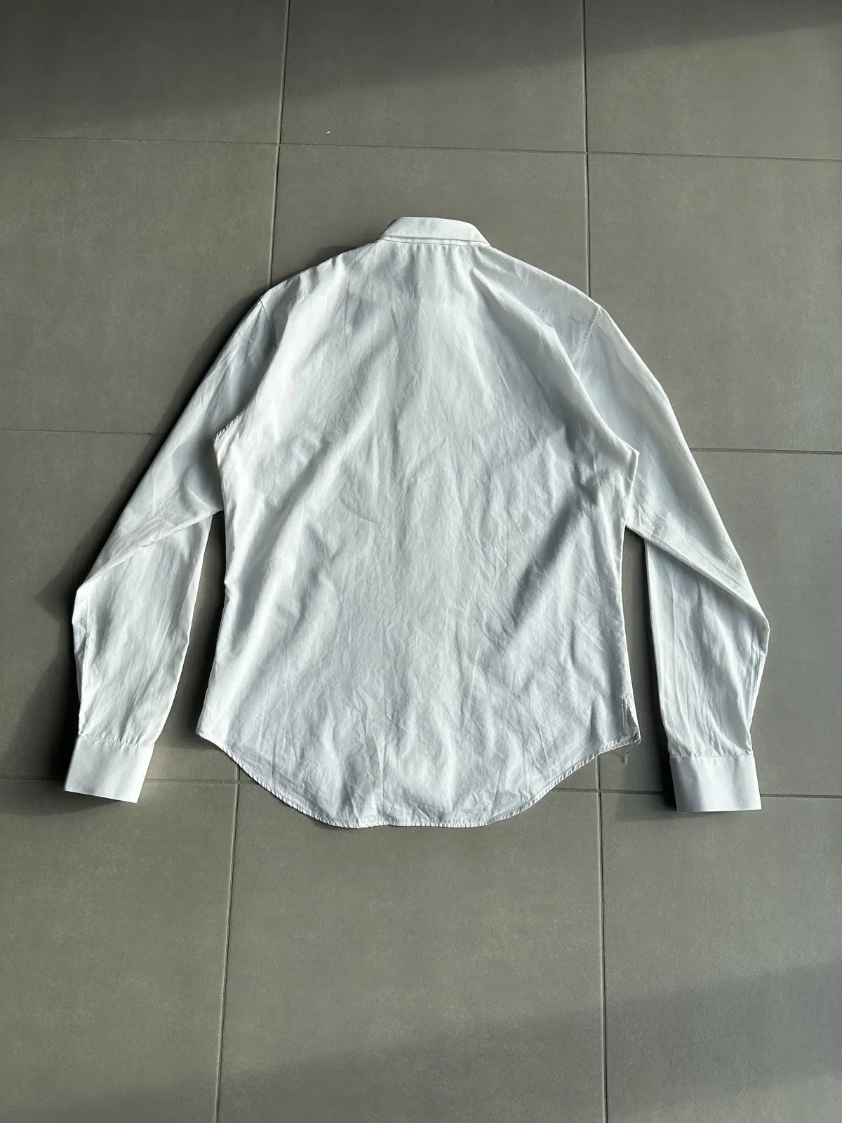 Dior Homme AW05 「イン・ザ・モーニング」ボタンアップタキシードシャツ